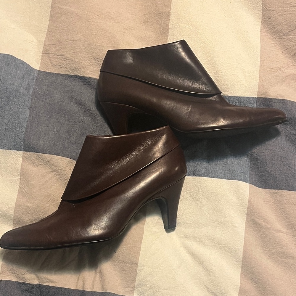 Gabor Elegant Chocolate Heeled Boots